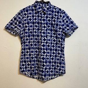 Gap slim fit button down shirt size small for men